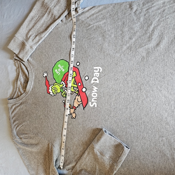 Life Is Good Crusher T-Shirt Tee Grinch Snow Day Max Gray Mens Small S - Picture 7 of 9